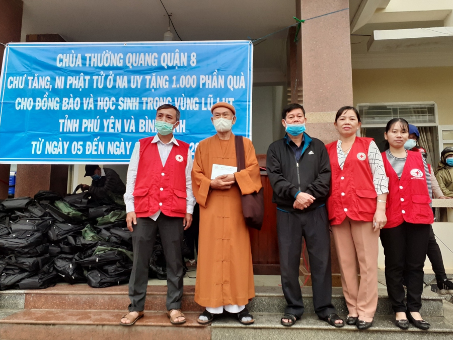 Chia sẻ khó khăn với người dân An Lão