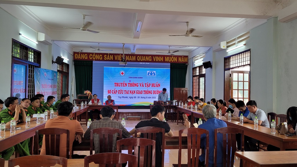 Quang cảnh buổi tập huấn