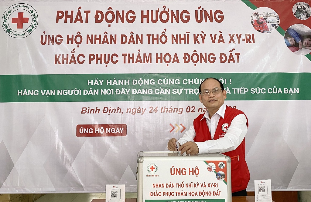 Ông Hà Văn Cát - Chủ tịch Hội CTĐ tỉnh tại Lễ phát động ủng hộ của tỉnh