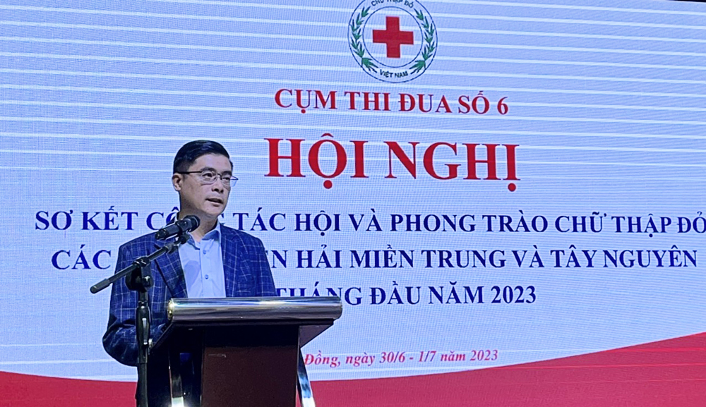 Ông Nguyễn Khắc Bình – Phó Chủ tịch HĐND tỉnh Lâm Đồng đã phát biểu chào mừng hội nghị